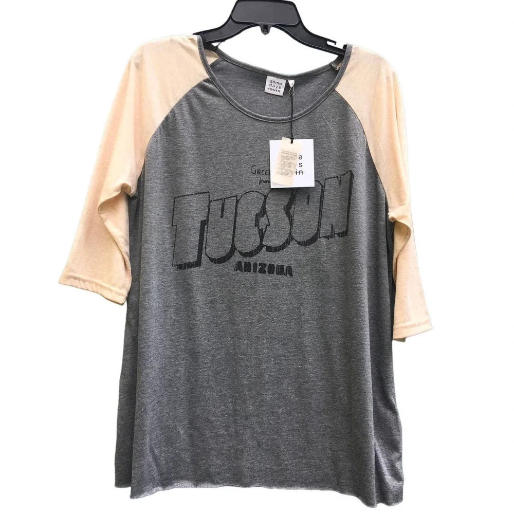 Some Days Lovin Women Greetings From Tucson Graphic Shirt Large NWT